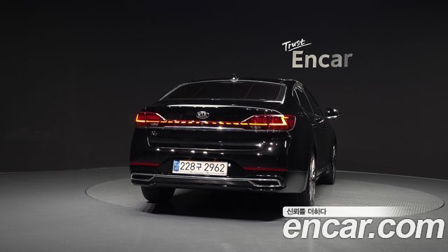 Kia K7 из Кореи Encar