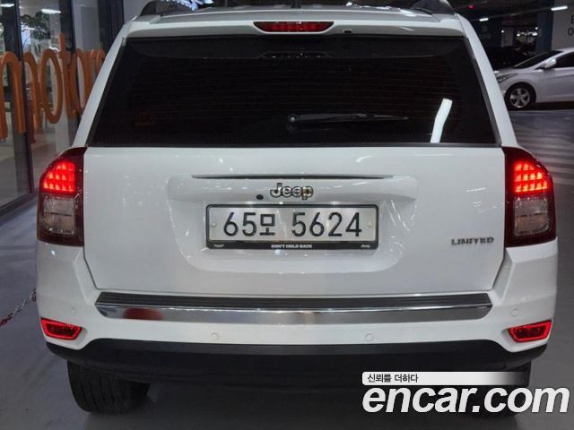 Jeep Compass 2.4 Limited 1st — пробег 76 002 км — фото 5 из 5