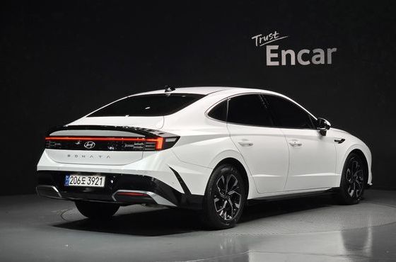 Hyundai Sonata 2.0 Exclusive — пробег 16 829 км — фото 2 из 5
