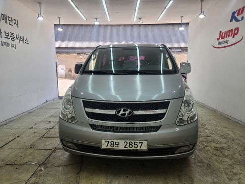 Hyundai Starex 12-Seater Wagon CVX Luxury — пробег 250 200 км — фото 2 из 5