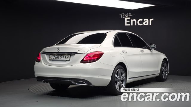 Mercedes-Benz C-Class из Кореи Encar