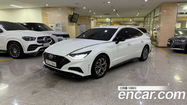 Hyundai Sonata 2.0 Premium Plus — пробег 120 442 км — фото 1 из 5