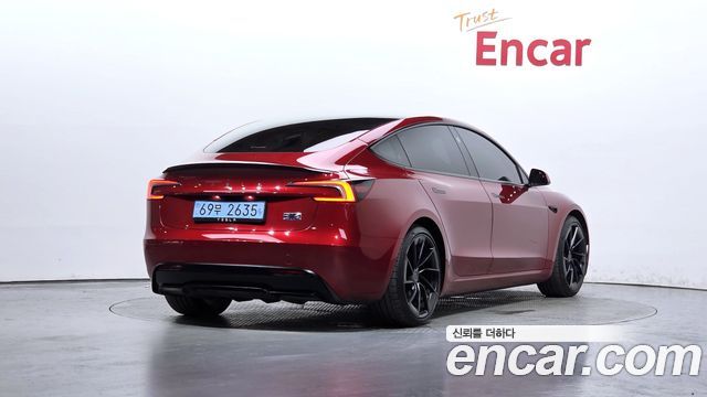 Tesla Model 3 Performance AWD — пробег 21 985 км — фото 2 из 5