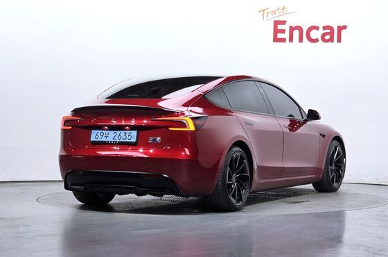 Tesla Model 3 Performance AWD — пробег 21 985 км — фото 2 из 5