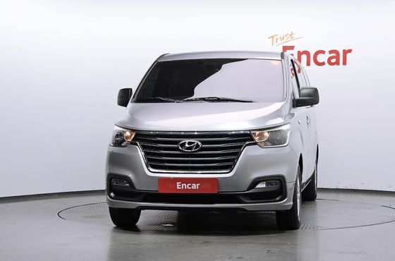 Hyundai Starex Van 5-Seater Modern — пробег 138 009 км — фото 3 из 5