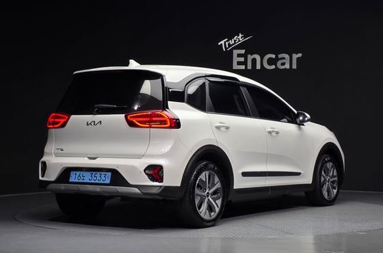 Kia Niro Earth — пробег 43 027 км — фото 2 из 5