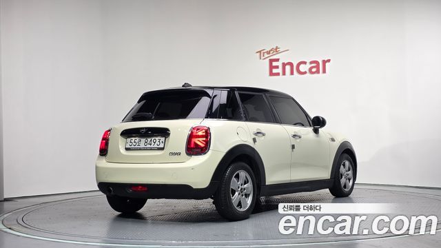 Mini Cooper из Кореи Encar