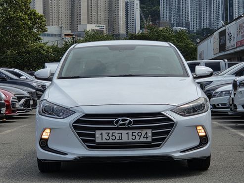 Hyundai AVANTE 1.6 GDI Style — пробег 172 652 км — фото 4 из 5