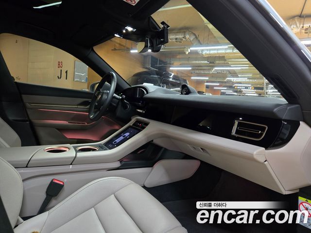 Porsche Taycan из Кореи Encar