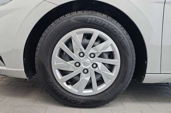 Hyundai AVANTE 1.6 Smart — пробег 43 440 км — фото 5 из 5