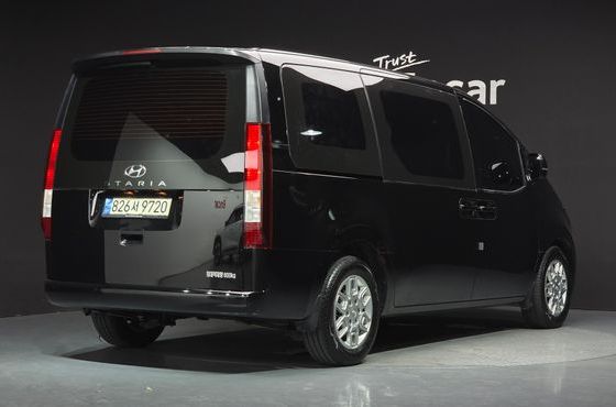 Hyundai Staria Cargo 5-Seater Modern — пробег 97 000 км — фото 2 из 5