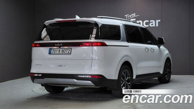 Kia Carnival Gasoline 11-Seater Prestige — пробег 38 803 км — фото 2 из 5