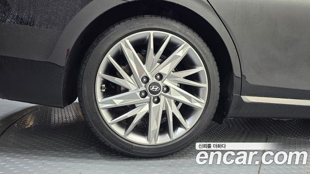 Hyundai Grandeur из Кореи Encar