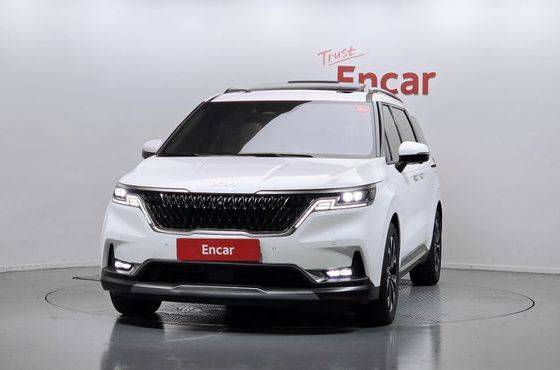 Kia Carnival Gasoline 9-Seater Signature — пробег 17 403 км — фото 3 из 5