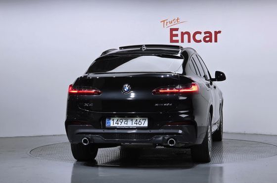 BMW X4 xDrive20d M Sport — пробег 130 699 км — фото 4 из 5