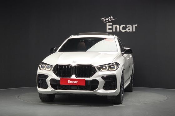 BMW X6 xDrive40i M Sport — пробег 72 008 км — фото 3 из 5