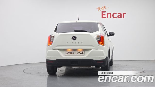 Ssangyong TIBOLI из Кореи Encar