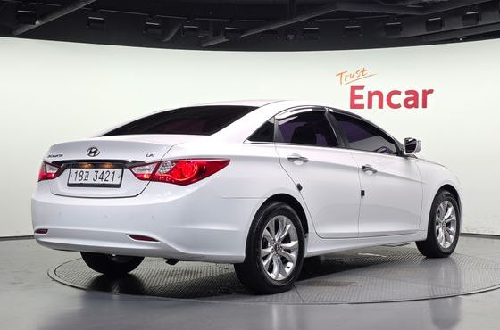 Hyundai Sonata LPI Smart — пробег 128 385 км — фото 2 из 5