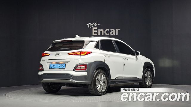 Hyundai Kona из Кореи Encar