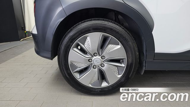 Hyundai Kona из Кореи Encar