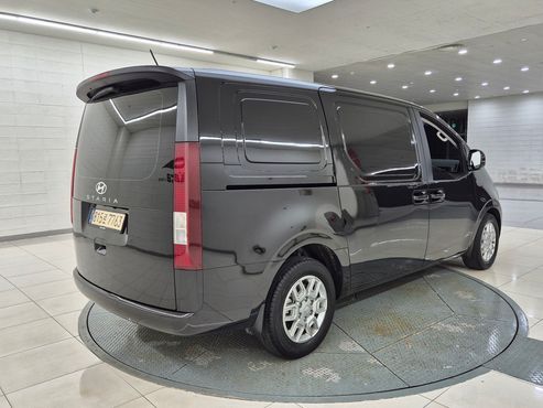 Hyundai Staria Cargo 3-Seater Modern — пробег 123 974 км — фото 3 из 5