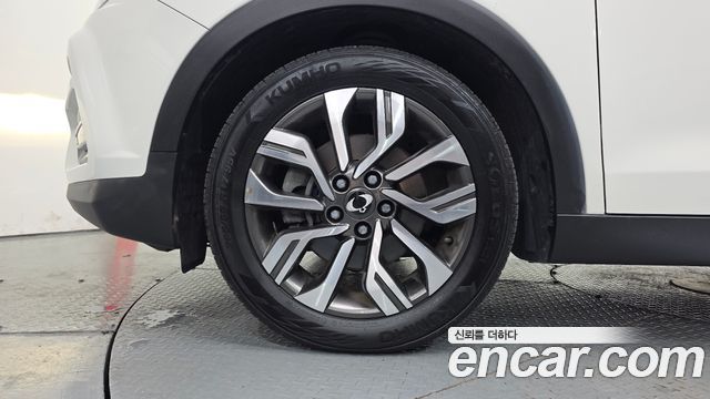 Ssangyong TIBOLI из Кореи Encar