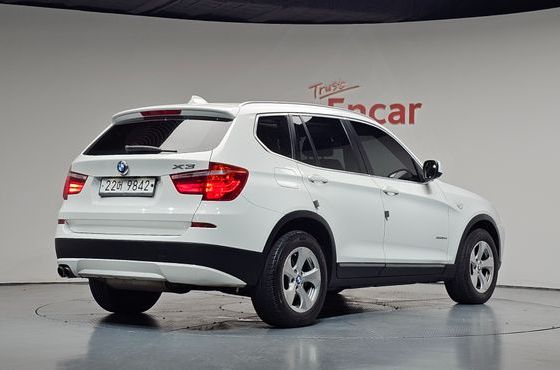 BMW X3 xDrive 30d High — пробег 146 987 км — фото 2 из 5