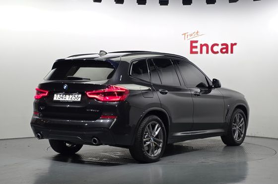 BMW X3 xDrive 20d M Sport — пробег 77 232 км — фото 2 из 5