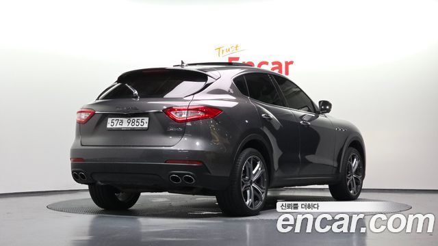 Maserati Levante 3.0 Diesel AWD Premium — пробег 118 012 км — фото 2 из 5