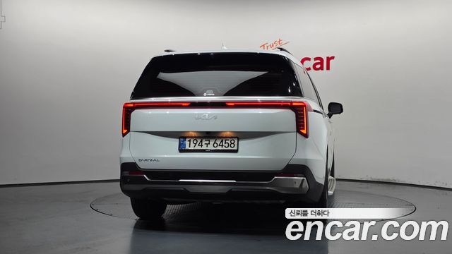 Kia Carnival из Кореи Encar