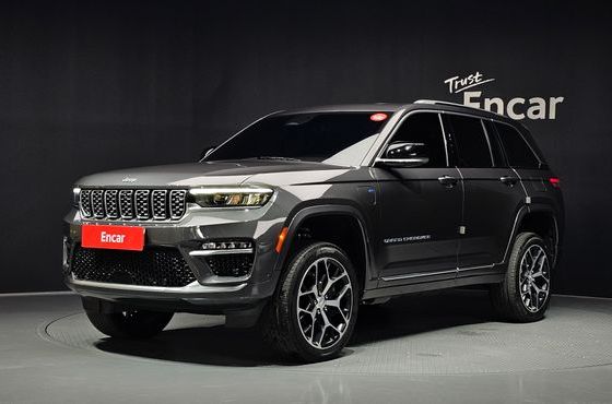 Jeep Cherokee 4xe Summit Reserve — пробег 79 384 км — фото 1 из 5