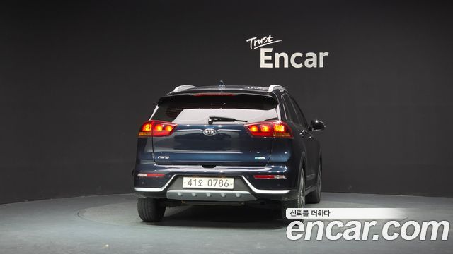 Kia Niro из Кореи Encar