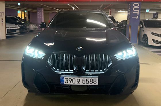 BMW X6 xDrive40d M Sport Online Exclusive — пробег 4 774 км — фото 1 из 5