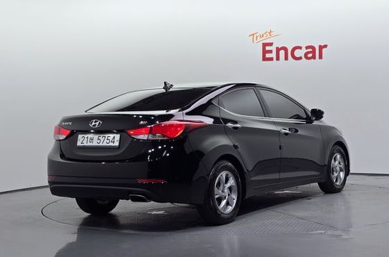 Hyundai AVANTE 1.6 GDi Modern Standard — пробег 76 866 км — фото 2 из 5