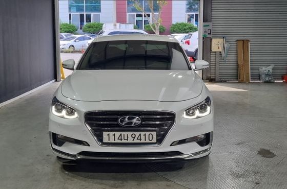 Hyundai Grandeur 3.0 Modren Basic (Rental car) — пробег 134 789 км — фото 3 из 5
