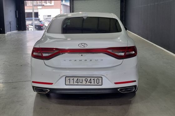 Hyundai Grandeur 3.0 Modren Basic (Rental car) — пробег 134 789 км — фото 4 из 5