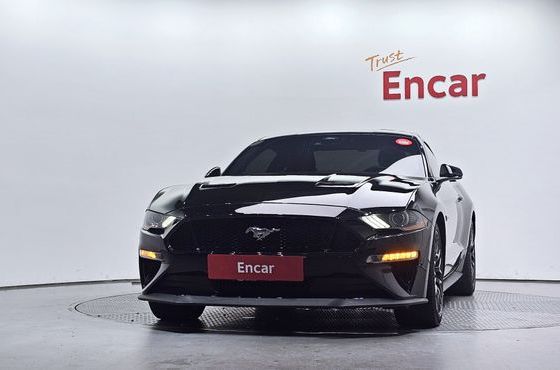 Ford Mustang GT Coupe — пробег 38 352 км — фото 3 из 5