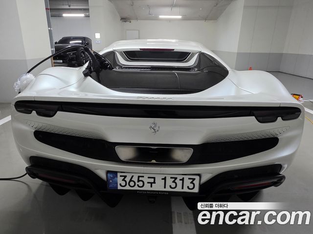 Ferrari 296 из Кореи Encar
