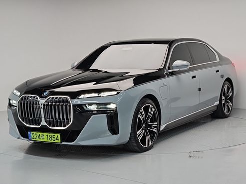 BMW 7-Series 750e xDrive M Sport — пробег 32 577 км — фото 2 из 5