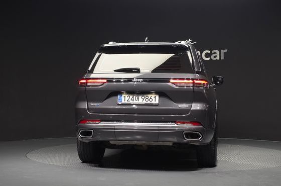 Jeep Cherokee 4xe Summit Reserve — пробег 57 358 км — фото 4 из 5