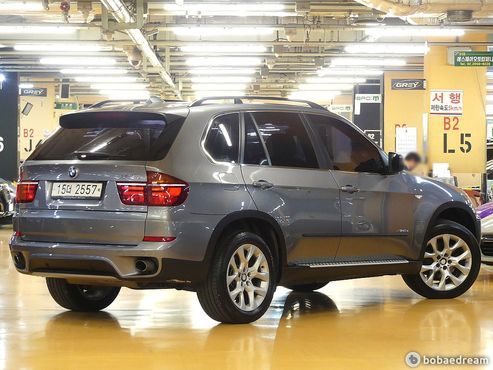 BMW X5 xDrive 30d — пробег 207 000 км — фото 2 из 5
