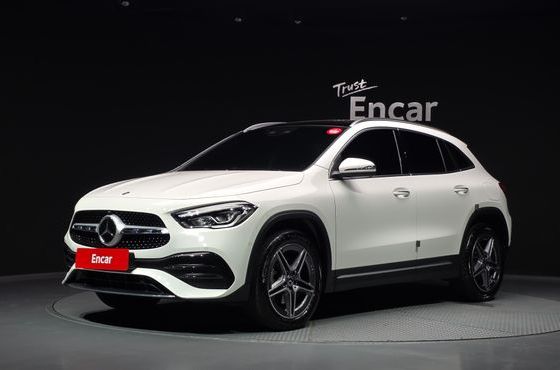 Mercedes-Benz GLA-Class GLA250 4MATIC — пробег 15 831 км — фото 1 из 5