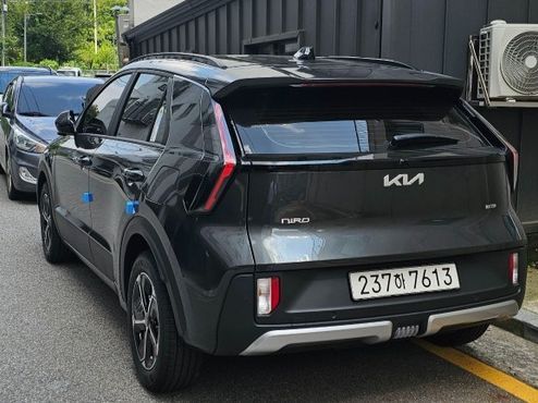 Kia Niro Prestige — пробег 500 км — фото 2 из 5
