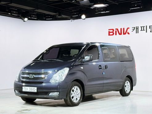 Hyundai Starex 11-Seater Wagon CVX Premium — пробег 231 472 км — фото 1 из 5