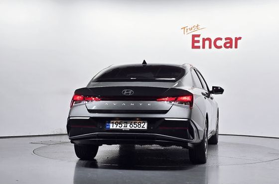 Hyundai AVANTE 1.6 Modern — пробег 10 785 км — фото 4 из 5