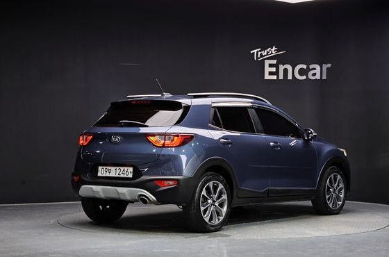 Kia Stonic Diesel 1.6 Prestige — пробег 67 389 км — фото 2 из 5