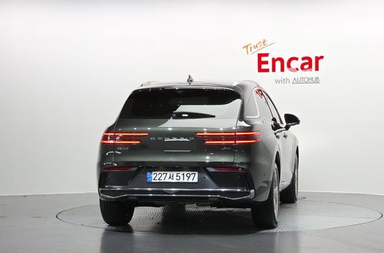 Genesis GV70 2.5T Gasoline AWD — пробег 11 809 км — фото 4 из 5