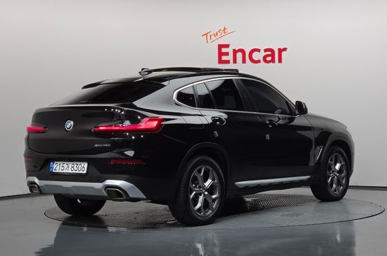 BMW X4 xDrive20i xLine — пробег 66 823 км — фото 2 из 5