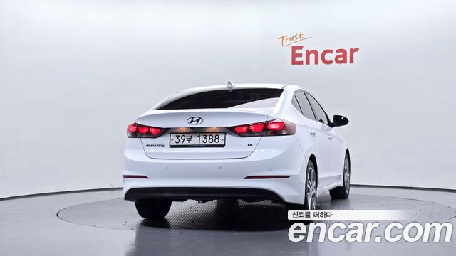 Hyundai AVANTE из Кореи Encar