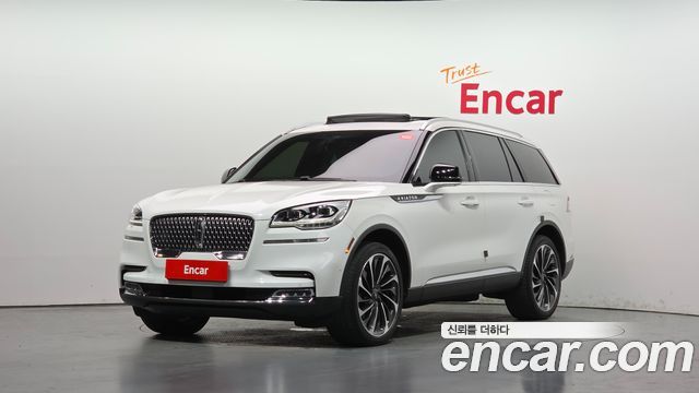 Lincoln Aviator 3.0 Reserve  AWD — пробег 52 618 км — фото 1 из 5